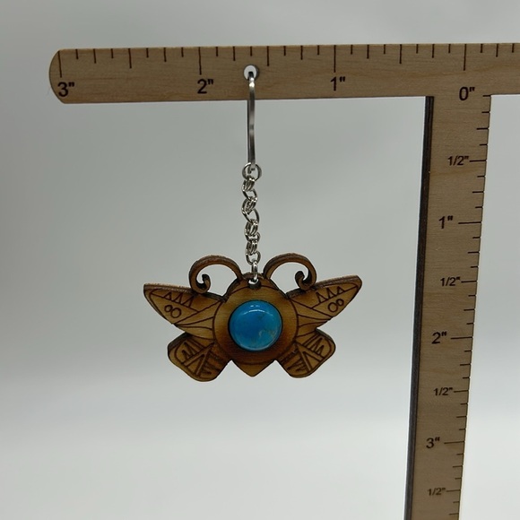 Handmade Wood Carving & Pyrography Butterfly Earrings with Bead NWT - Picture 5 of 6